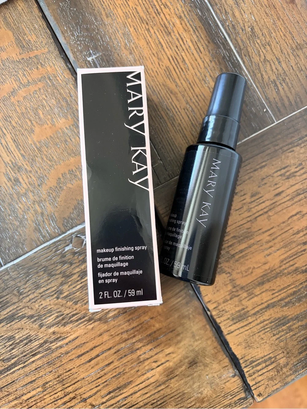 Mary Kay Makeup Finishing Spray